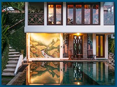 Guesthouse (upstairs) / Guestroom (downstairs)